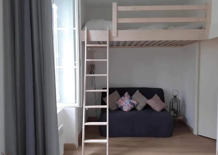 Studio 400M De La Mer